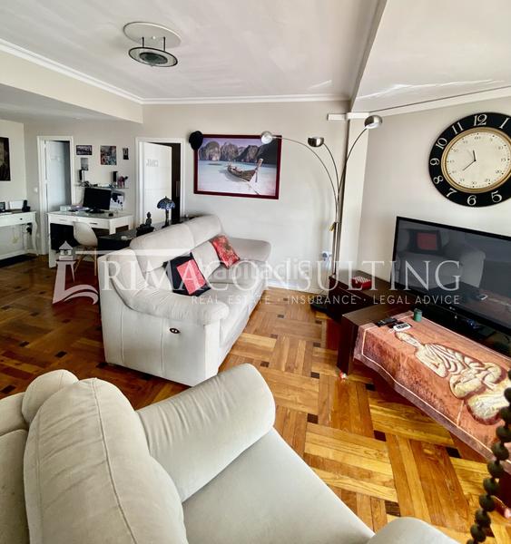 Foto 5cad01f2-4bcf-4069-9461-96411ab1c896. Piccolo appartamento in avenida duque de ahumada 9 in Marbella