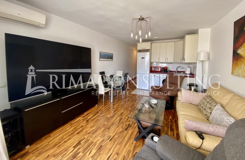 Foto 6c6383cb-a755-4100-9ba4-d1d01263a31d. Piccolo appartamento in calle virgen del pilar 9 in Marbella