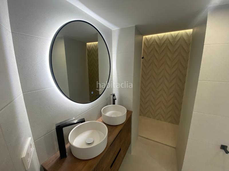 Foto 5912a0de-08a1-4037-8e83-e09353754594. Appartamento in avenida duque de ahumada 8 in Playa Bajadilla - Puertos Marbella