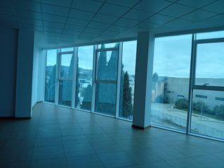 Oficina  Cueva de viera(pol. ind.). Oficinas en antequera