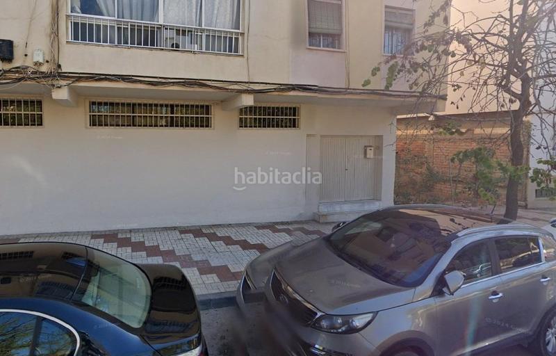 Foto 5bae64ee-6f57-40bf-92d4-837be001e904. Local comercial especial inversores en Los Castillejos - La Trinidad Málaga