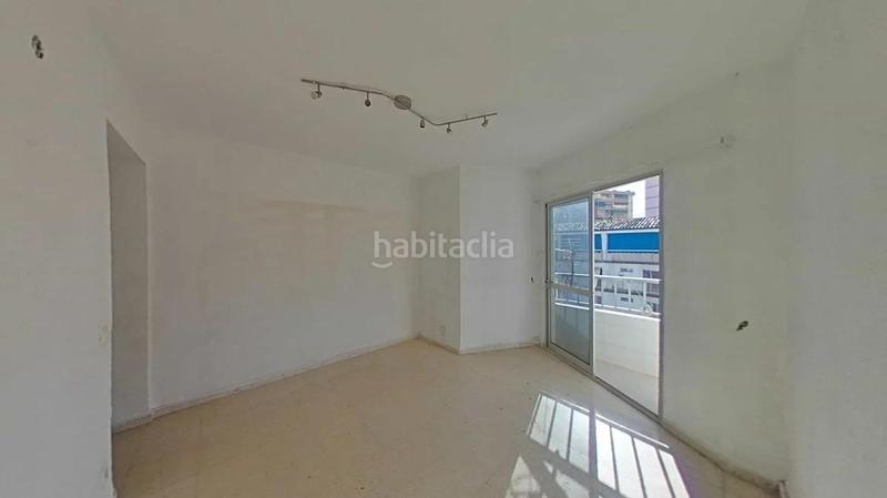 Foto d979fffe-4586-4306-acec-e98377ffffc2. Piso oportunidad inversores en Centro ciudad Fuengirola