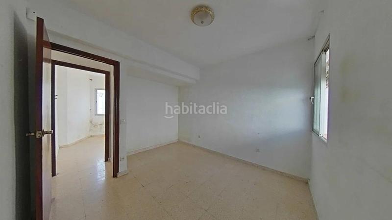Foto f0dc8f2c-2e45-4100-bb4d-e51a72fb7d40. Piso oportunidad inversores en Centro ciudad Fuengirola