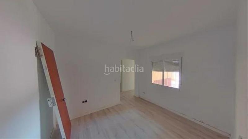 Foto 6b40f782-9dfc-4484-8959-2a213b2d7fde. Planta baja oportunidad inversores en Dos Hermanas - Nuevo San Andrés Málaga