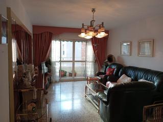 Appartamento  Calle pinos. Piso de tres dormitorios en zona de la victoria