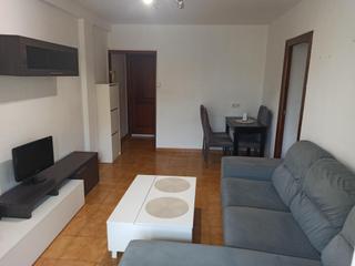 Pis  Calle sargento garcía noblejas. Piso de tres dormitorios en las delicias