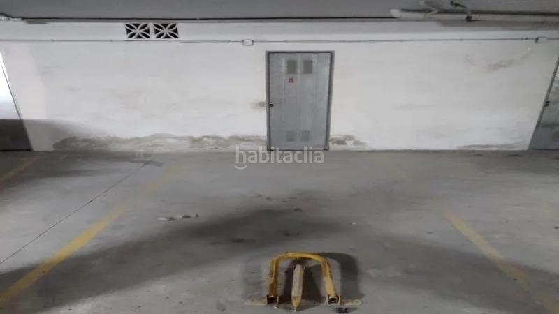Foto b90bf4f2-ccff-43e7-b384-cb857b691b3a. Aparcament cotxe a Nueva Andalucía centro Marbella