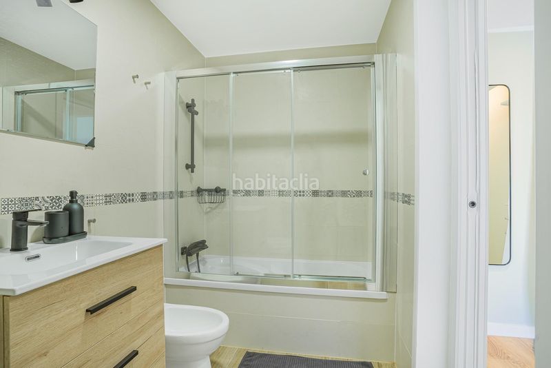 Foto a1c0b251-8a93-42e3-a956-e6a6ded188fe. Pis amb aparcament piscina a El Pinillo Torremolinos