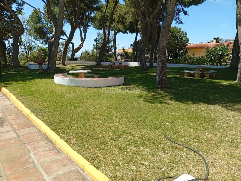 Foto e5d85eec-b236-4f02-9d25-02cc80ee1476. Pis amb aparcament piscina a El Pinillo Torremolinos