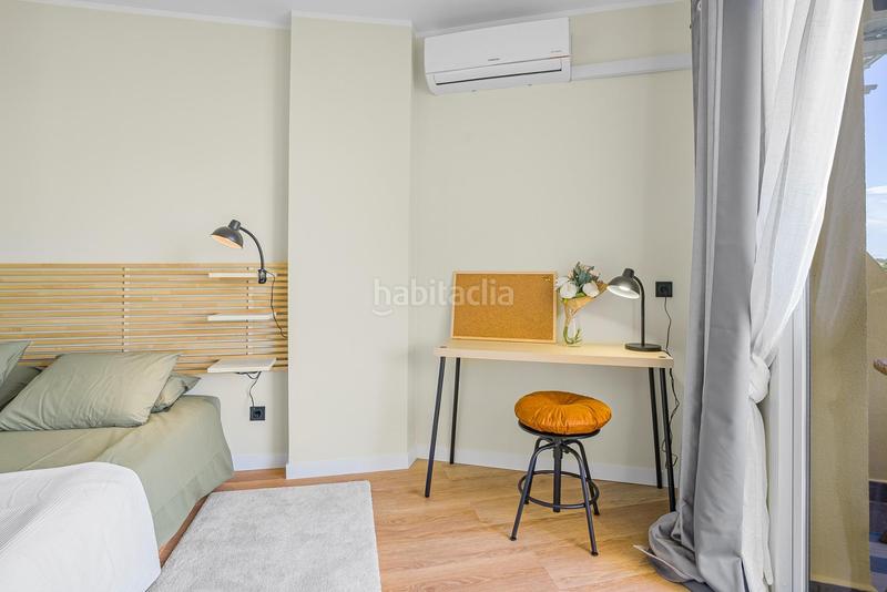 Foto 4f91b653-fc2d-4d23-9912-6921f778f6d3. Piso mobiliario incluido en El Pinillo Torremolinos