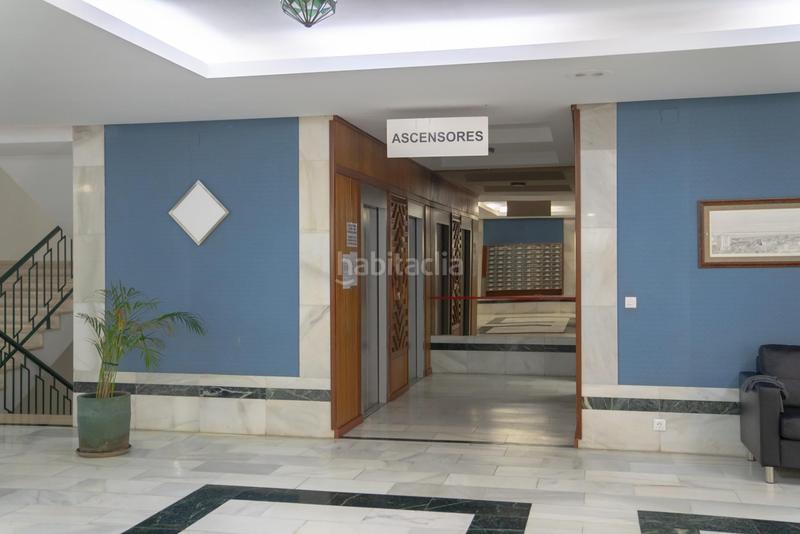 Foto 5d6f52b4-f839-488a-9529-bc3ee5e8b98e. Piso mobiliario incluido en El Pinillo Torremolinos