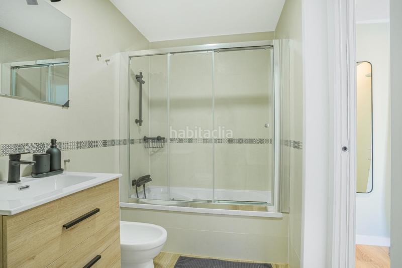 Foto 6e77c974-4941-4387-a0fb-7a1e16cecbde. Piso mobiliario incluido en El Pinillo Torremolinos