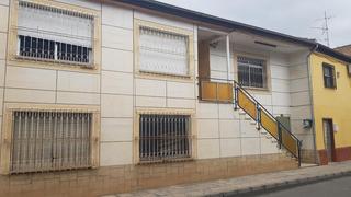 Maison  Calle poeta de garcía lorca. Casa unifamiliar en fuente vaqueros
