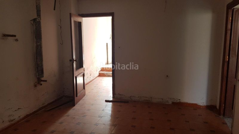 Foto d6b887d1-9277-4ace-8895-9d0a152346f9. Casa amb aparcament a Fuente Vaqueros