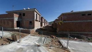 Casa adossada  Calle alcalde manuel garrido benítez. Oportunidad inversores