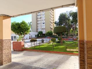 Pis  Calle simeón giménez reyna. Piso de tres habitaciones zona carranque