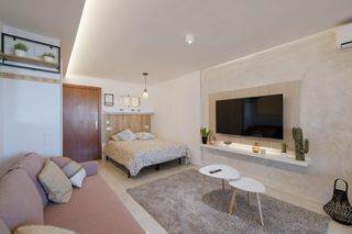 Estudio en Pinar de calypso 3. Inversión con licencia turística  vistas al mar  rentabilidad in