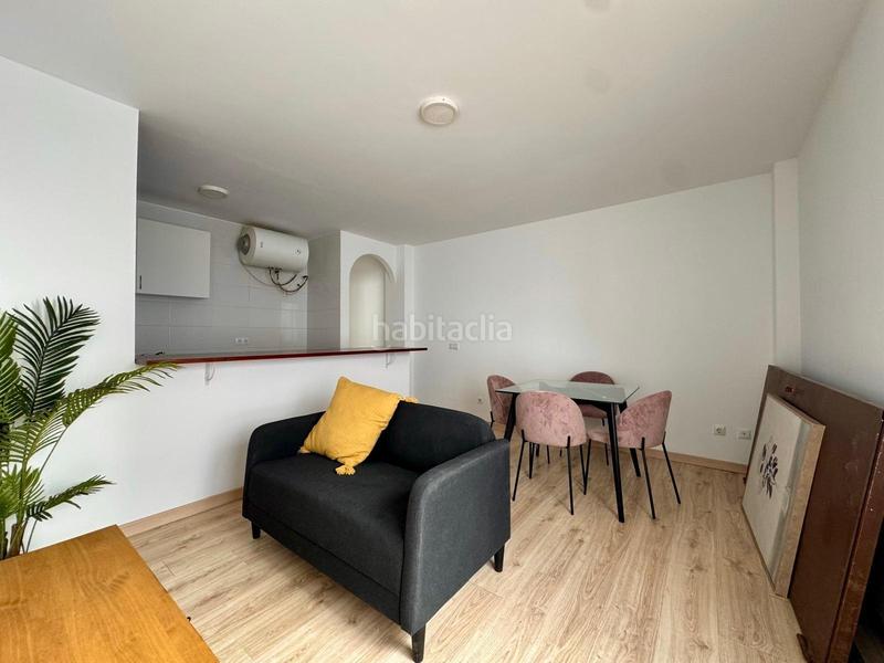 Foto b221d38a-8118-4279-b8de-f2ce48b45f0a. Appartement avec parking dans Parque Victoria Eugenia Málaga