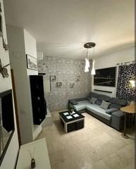 Rez-de-chaussée  Calle san eugenio. Apartamento a pocos minutos del centro