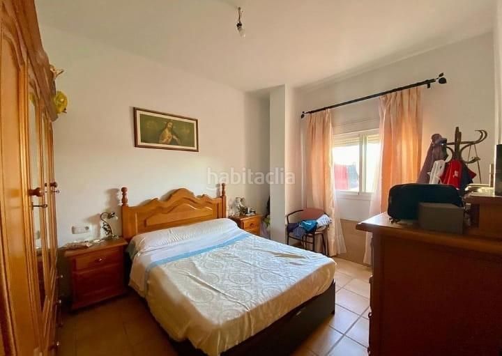 Foto a1400a80-8ac4-4e3c-bea1-ceb77f59c866. Casa amb calefacció aparcament a Álora