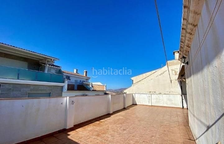 Foto d6a85378-36d3-4151-87b4-1090023a79e1. Casa amb calefacció aparcament a Álora