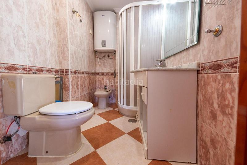 Foto 19cfccdb-28f0-4728-a4ab-ff1d2d806a52. Pis amb piscina a Guadalmar Málaga