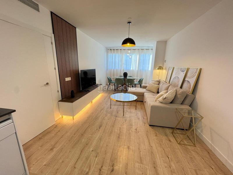 Foto ce3b9b58-b11b-49dc-89ef-cb3224ef6f05. Piso  en venta en paseo martiricos en Martiricos - La Roca - La Rosaleda Málaga