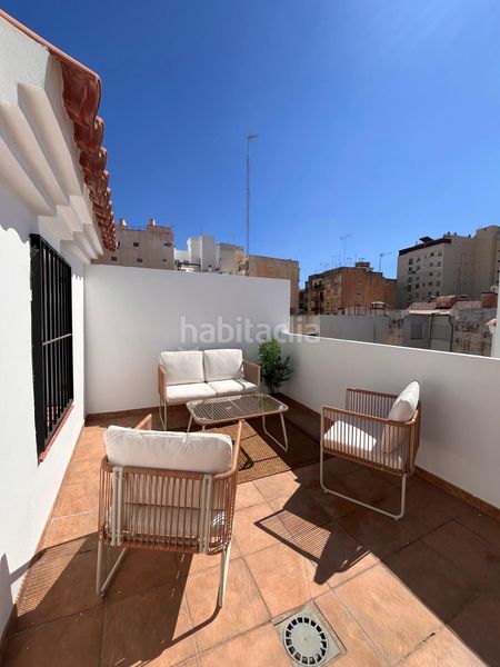 Foto a946c689-eb08-4bce-9516-f0b205cda3c0. Àtic amb aparcament a Parque Victoria Eugenia Málaga