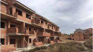 Terreny residencial  Urbanizacion valle rosario. Obra parada en venta en villanueva del rosario