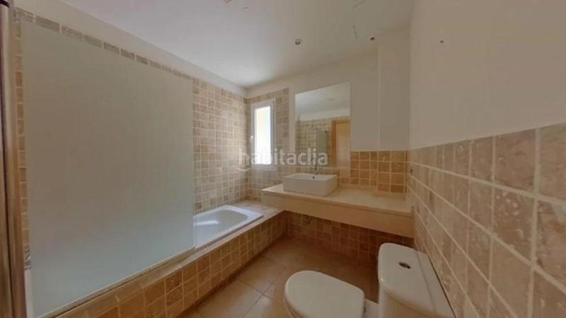 Foto 14c7c5de-7b1a-4983-a7d3-f4a752417040. Planta baja piso en venta en urb. belair en Bel - Air Estepona