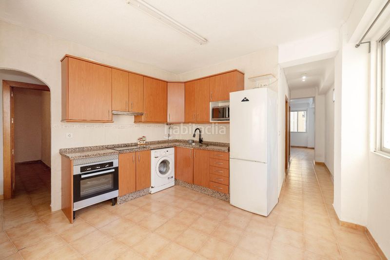 Foto cbbf4e78-b6da-4a7b-a1f7-b8d87e4ad4fd. Pis a Perchel Norte Málaga