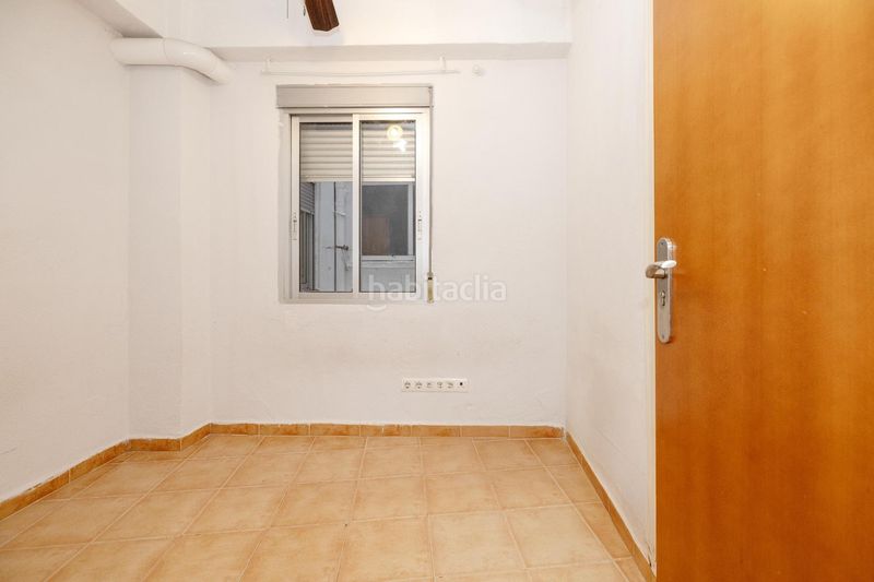 Foto e28e62ae-3d57-4af5-8ee3-b5bdda4ebfe6. Pis a Perchel Norte Málaga
