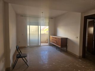 Etagenwohnung  Calle de joaquim blume. Tres habitaciones con garaje