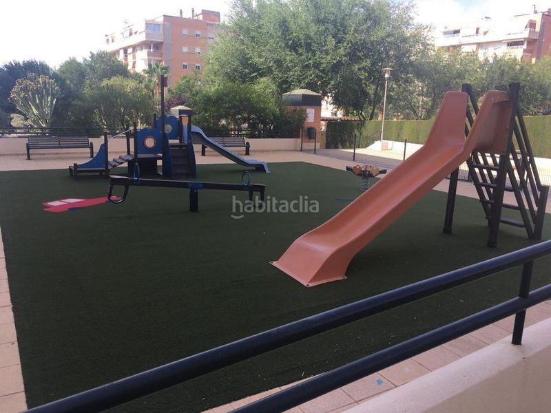 Foto 486b42db-8254-48b4-bfb9-03381eb6e719. Pis amb aparcament piscina a El Consul - Ciudad Universitaria - El Romeral Málaga