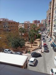 Etagenwohnung  Plaza plaza miraflores. Piso de tres dormitorios sin ascensor en zona miraflores, málaga