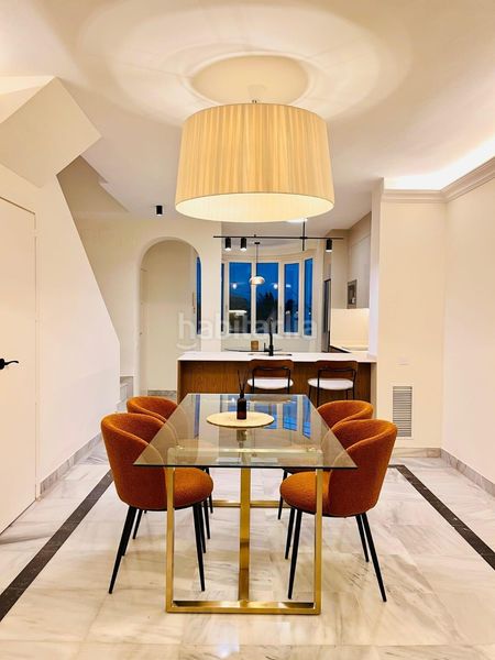 Foto 105eddcd-4515-4ecb-9a6b-23453df8e5d8. Casa adossada amb aparcament piscina a Playa de la Fontanilla Marbella