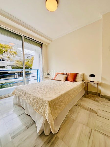 Foto 3dc59d32-6116-4706-9e76-e83717568519. Casa adossada amb aparcament piscina a Playa de la Fontanilla Marbella