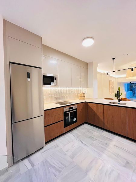 Foto 7eb92a70-a43e-4788-be70-780d0141fceb. Casa adossada amb aparcament piscina a Playa de la Fontanilla Marbella