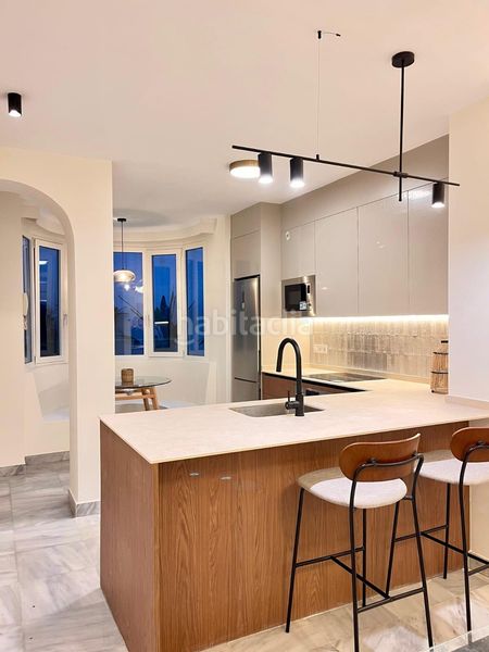 Foto af43ce18-3e08-419e-bb47-788219427d01. Casa adossada amb aparcament piscina a Playa de la Fontanilla Marbella