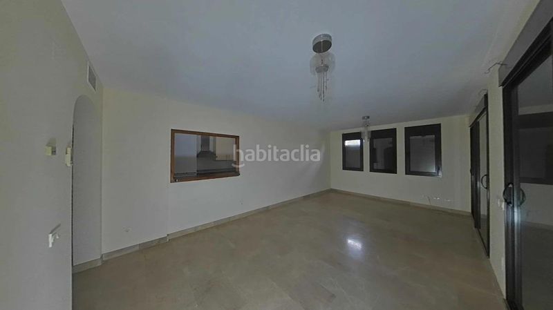 Foto 6304bef6-42d8-487b-83a2-2ee971879673. Planta baixa amb aparcament piscina a La Duquesa Manilva