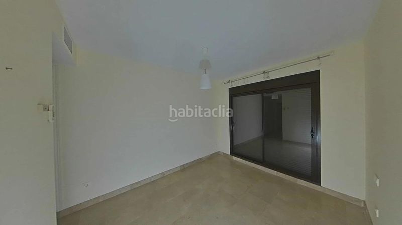 Foto 66648698-19c4-4584-a99a-7f2fac31c3f4. Planta baixa amb aparcament piscina a La Duquesa Manilva
