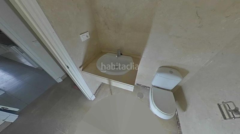 Foto 8573b6c2-782f-40eb-b2ff-24d8a01d7e6e. Planta baixa amb aparcament piscina a La Duquesa Manilva