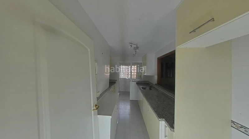 Foto e03abfa6-a69d-4fb2-a9af-6b27aca96fa5. Planta baixa amb aparcament piscina a La Duquesa Manilva