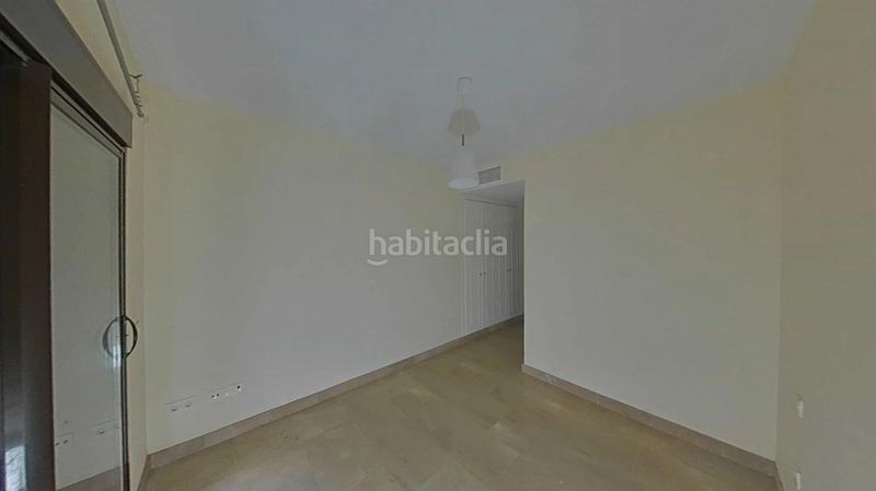 Foto fb3e8212-f0bd-4fbe-b1d9-b91b0b6b0dd5. Planta baixa amb aparcament piscina a La Duquesa Manilva