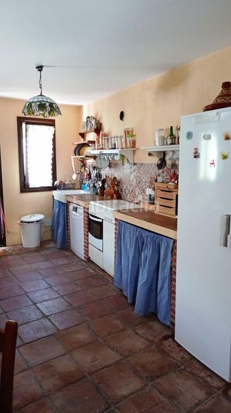Foto f4ee130d-d68d-43d8-9619-ed159595f4c8. Casa amb calefacció piscina a Comares