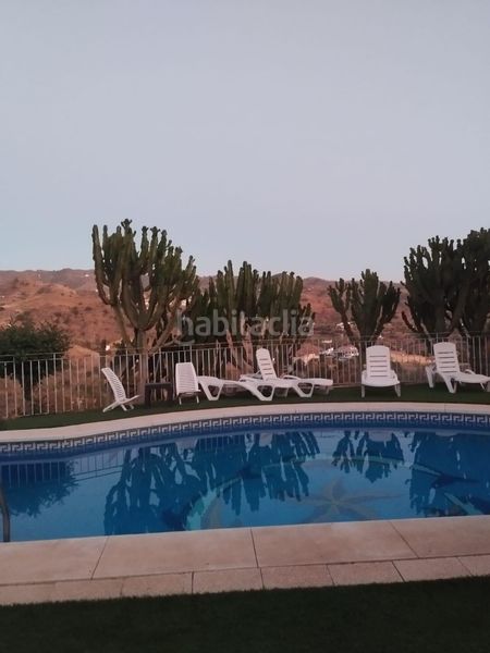 Foto c5c9cc43-a330-4c43-9d6c-507ffb75df92. Masia amb aparcament piscina a Almogía