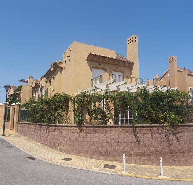 Foto 1dfa7db3-c1a2-4ecf-84de-c463156150ff. Casa amb aparcament piscina a Riviera del Sol Mijas