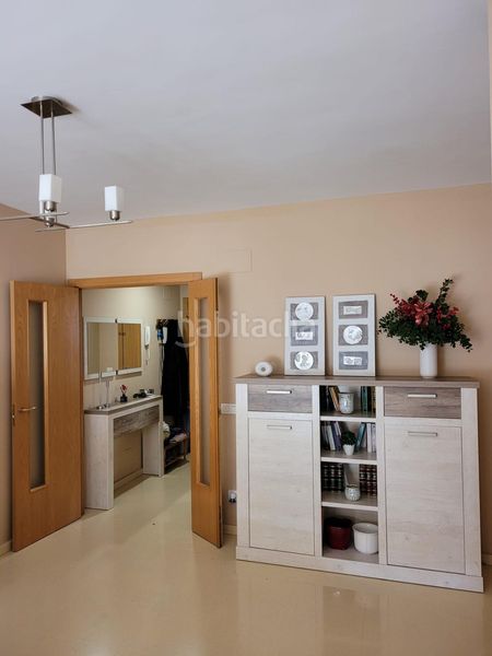 Foto 7caab2f2-9afb-4c1d-91c4-d4476ce6c642. Pis amb aparcament a Residencial Jardín Botánico Málaga