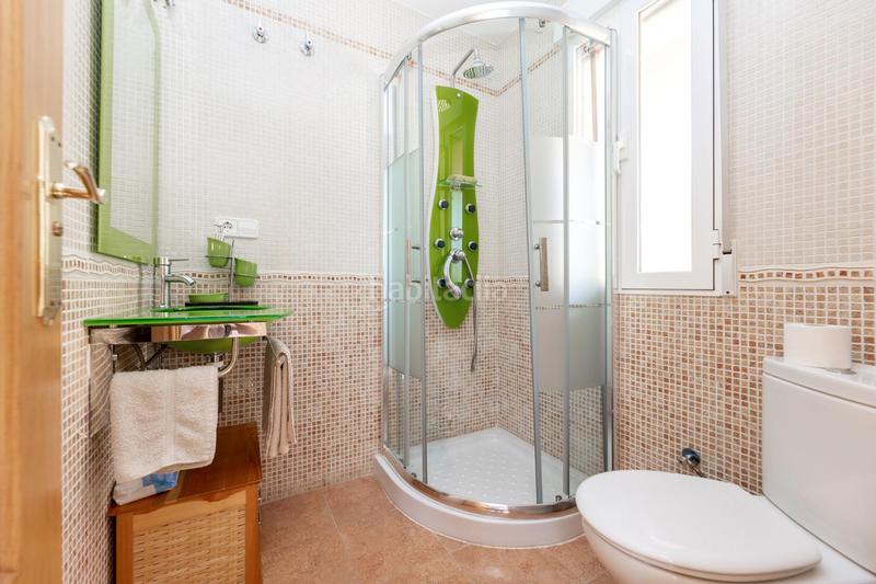 Foto 0db980cc-a31d-4d84-9688-b3d73b63943d. Chalet avec parking piscine dans Villa de Otura