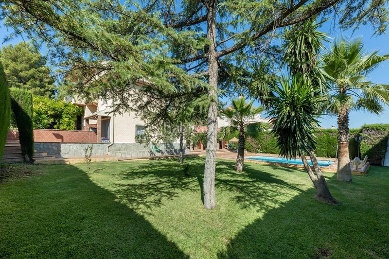 Foto 55004901-a9c1-4b50-afdc-dcf656bcb77e. Chalet avec parking piscine dans Villa de Otura